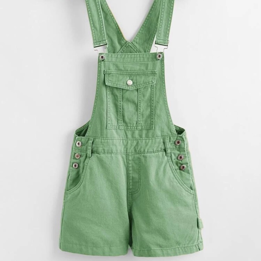 Green short overalls shorteralls